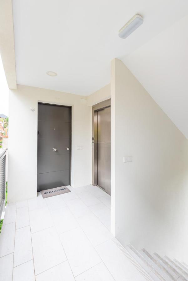 Apartment Cituspace Arturo Soria Madrid